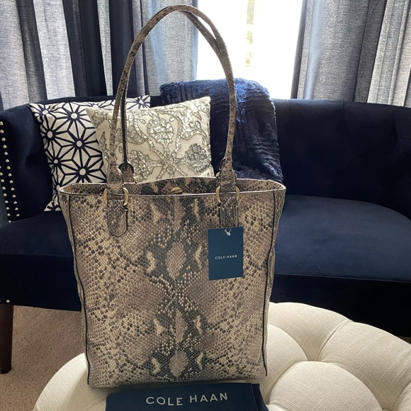 ✨SOLD!✨SALE!!!✨NEW!✨Cole Haan NWT! RARE Exotic Leather Bag - Picture 7 of 16